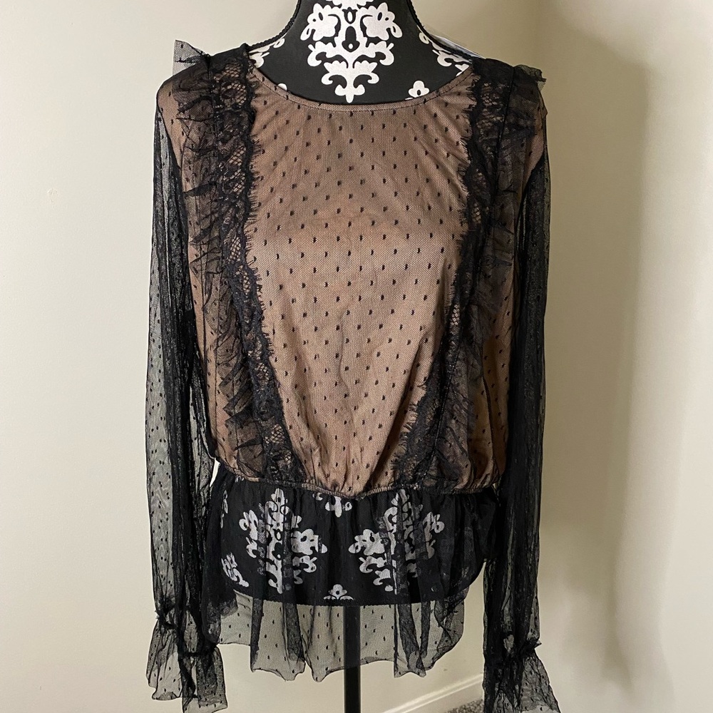 NWT Forever 21 Plus Size Long Sleeve Black Lace Peplum Top with Beige Lining, 3X